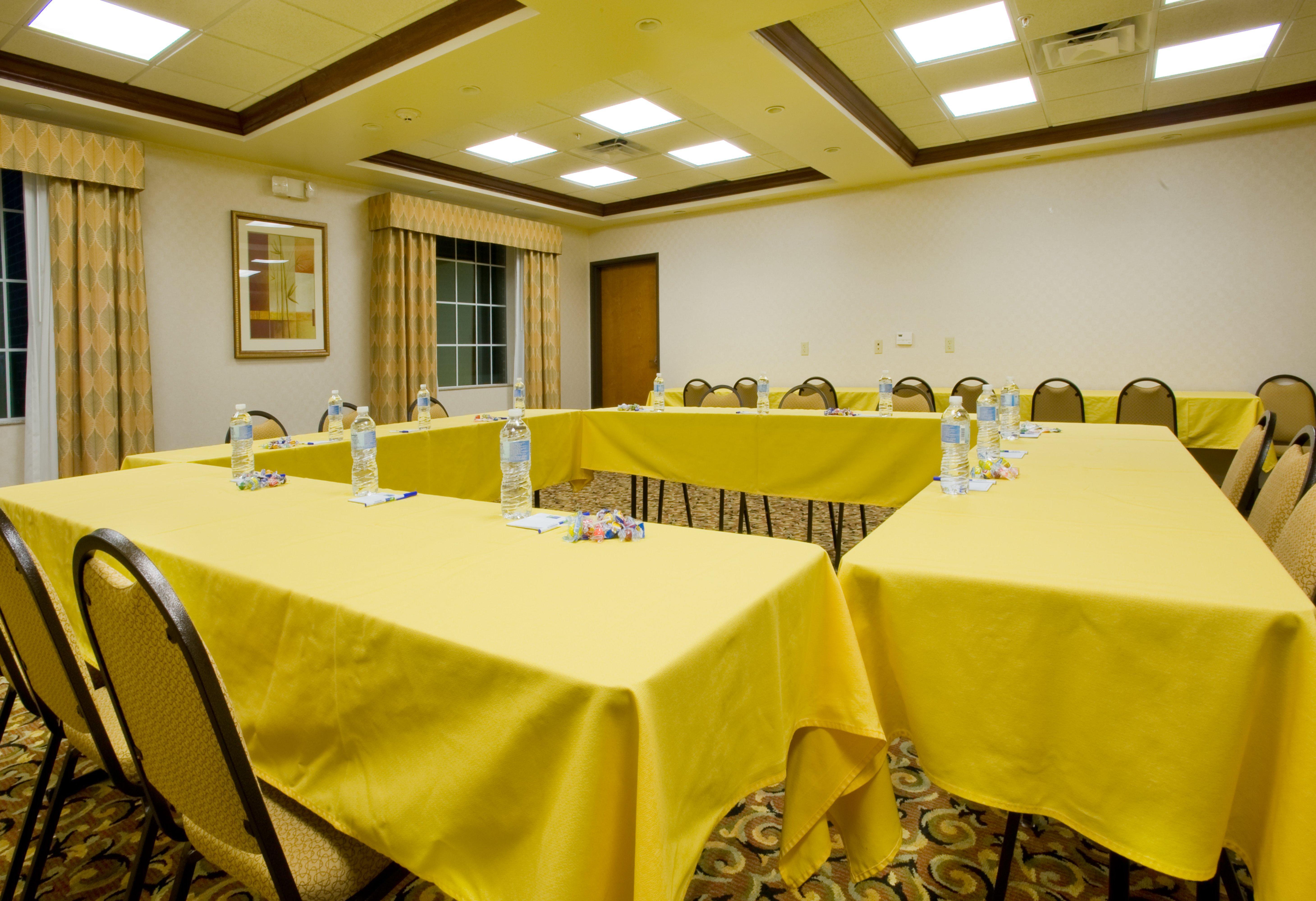 Holiday Inn Express Hotel & Suites Levelland By Ihg Екстер'єр фото